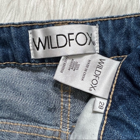 NWOT Wildfox Distressed Slouchy Paint Splatter High Waist Boyfriend Cropped Jean - Picture 8 of 10